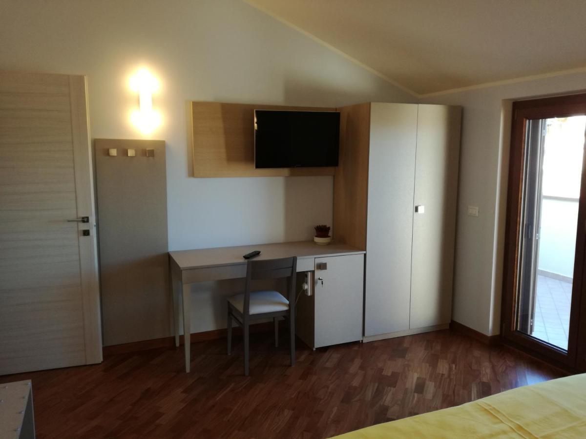 Fonte Nuova Penne Bed & Breakfast ภายนอก รูปภาพ